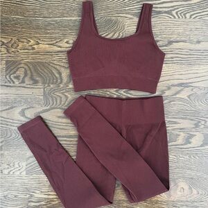 Brown workout set